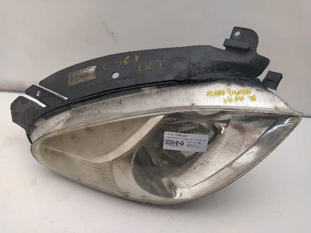 89310180 PEUGEOT Правая фара купить в Николаев