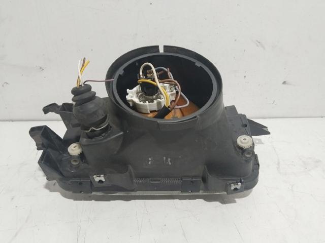 893941030E VAG Фара правая купить в Кривой Рог