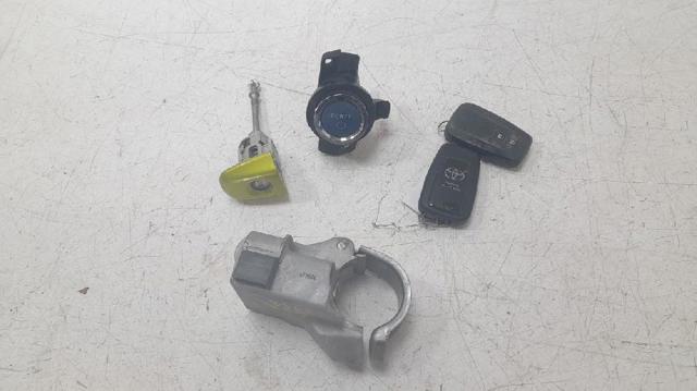 8961102112 TOYOTA Кнопка запуска двигателя купить в Сумы