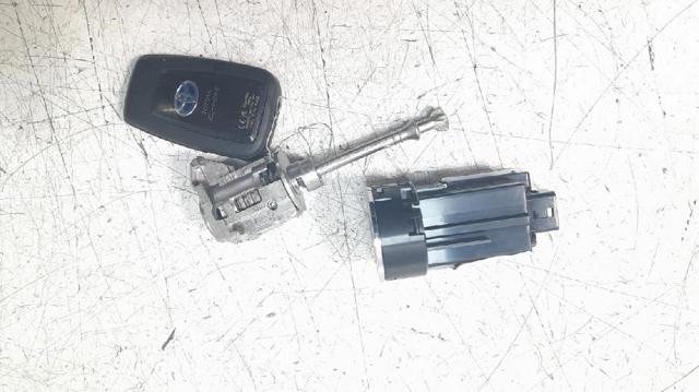 TOYOTA 8961102112 Кнопка запуска двигателя в наличии Чернигов