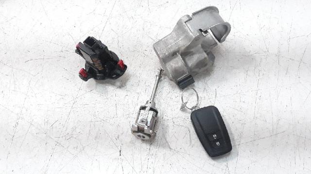 8961102112 TOYOTA Кнопка старт-стоп купить в Чернигов