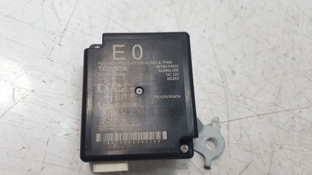 897B0F4010 TOYOTA купить в Ровно