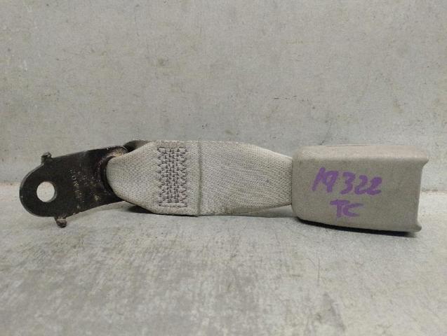 898203E000CY Ремень безопасности задний правый купить Чернигов