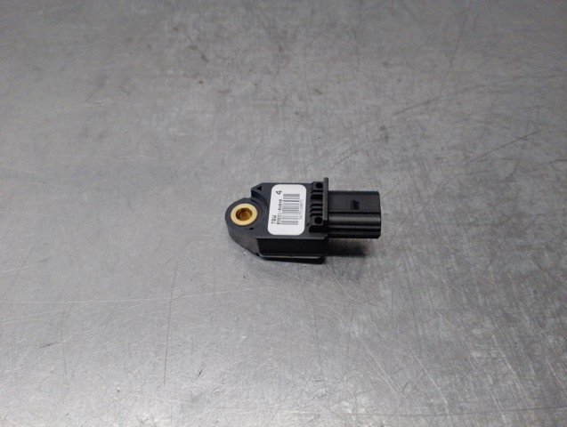 898310W040 TOYOTA Датчик удара купить в Чернигов