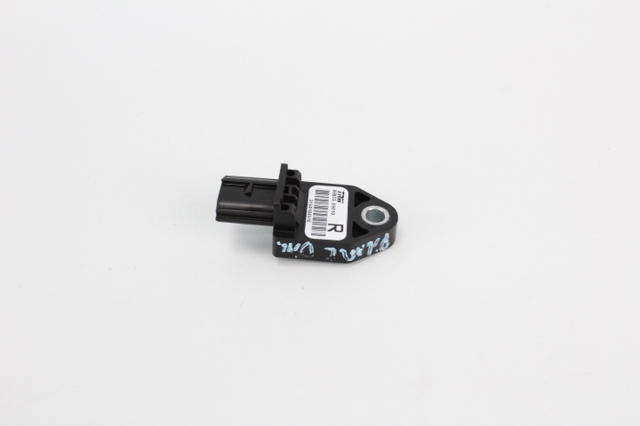 8983305010 TOYOTA Датчик удара купить в Запорожье