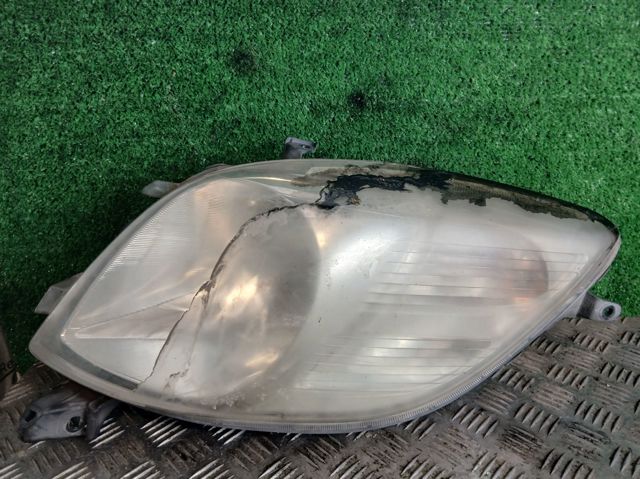 89900736 TOYOTA Фара правая купить в Кривой Рог