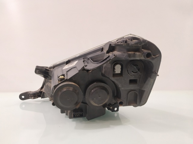 89902604 PEUGEOT Фара правая купить в Кривой Рог