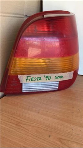 FORD 89FG13A602 Фонарь задний правый в наличии Полтава