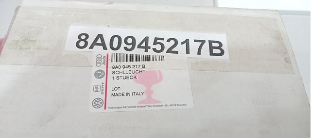 VAG 8A0945217B Фонарь задний левый внешний в наличии Львов