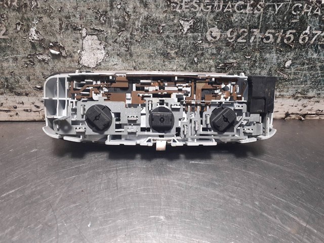 FORD 8A6A13K767AB34X1 Плафон салона в наличии Полтава