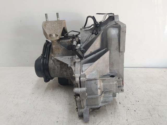 8A6R7002FB КПП купить Житомир