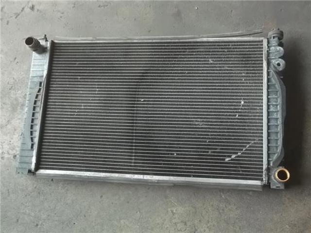 8D0121251Q VAG Радиатор охлаждения двигателя купить в Украина