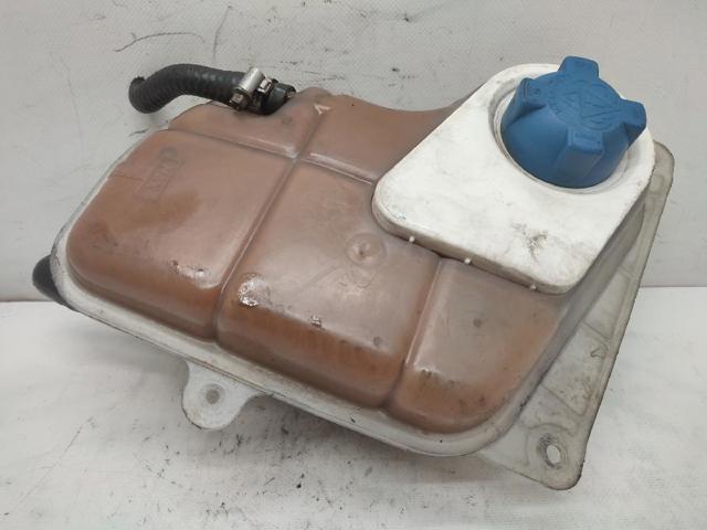 Tanque de expansão do sistema de esfriamento 8D0121403C VAG