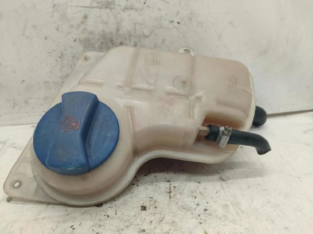 Tanque de expansão do sistema de esfriamento 8D0121403D VAG