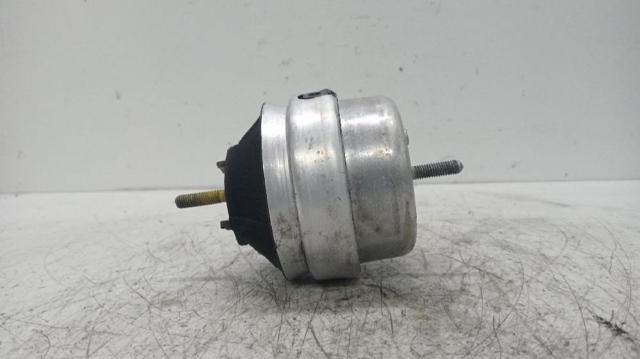 VAG 8D0199382 в наличии Черновцы