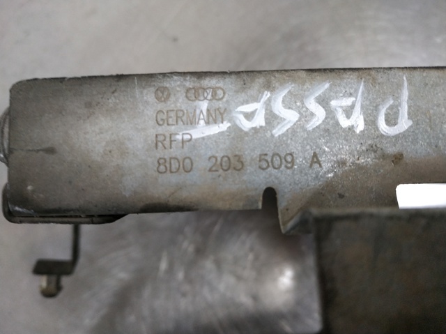 VAG 8D0203509A в наличии Запорожье