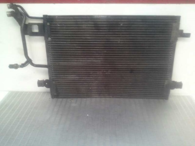 Condensador / radiador de ar condicionado para audi a4 1.8 avv 8D0260401D