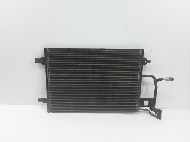 Condensador / radiador de ar condicionado para audi a4 avant 2.5 tdi afb 8D0260401G