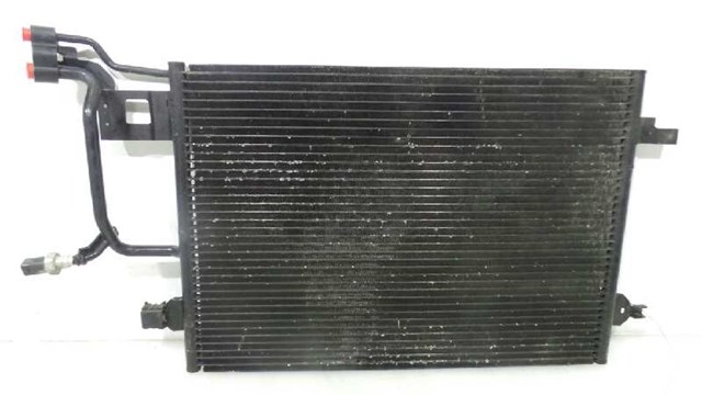 Condensador / radiador de ar condicionado para volkswagen passat 1.9 tdi atj 8D0260401G