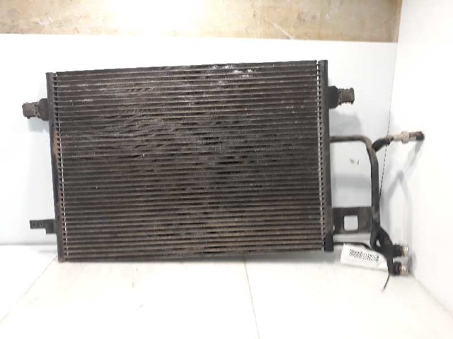 Condensador / radiador de ar condicionado para volkswagen passat 1.9 tdi ahu 8D0260403H