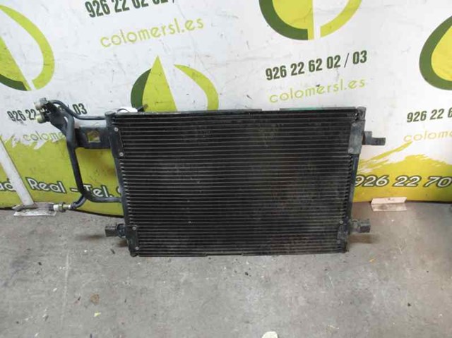 Condensador / radiador de ar condicionado para volkswagen passat 1.8 adr 8D0260403H