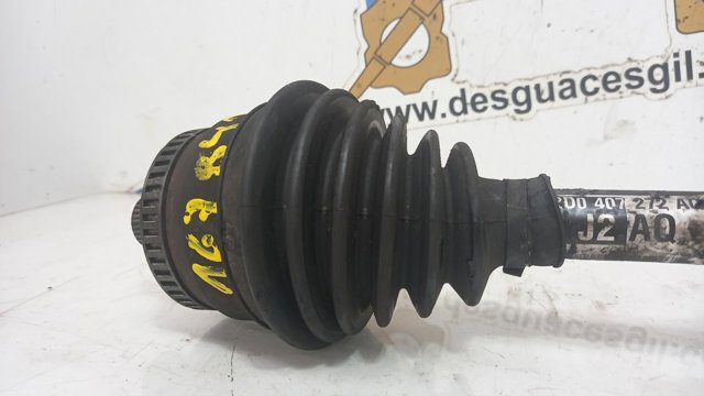 8D0407272A VAG Правая полуось купить в Николаев