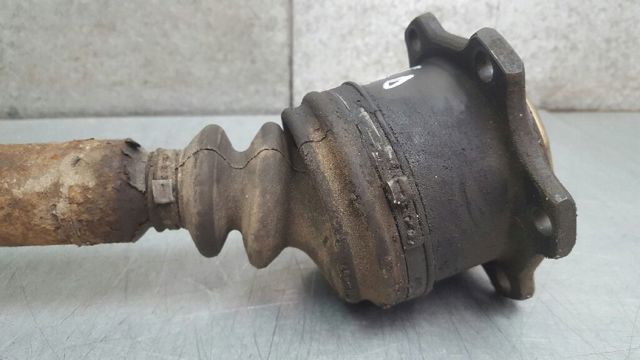 VAG 8D0407451DX Полуось (привод) передняя левая в наличии Черкассы
