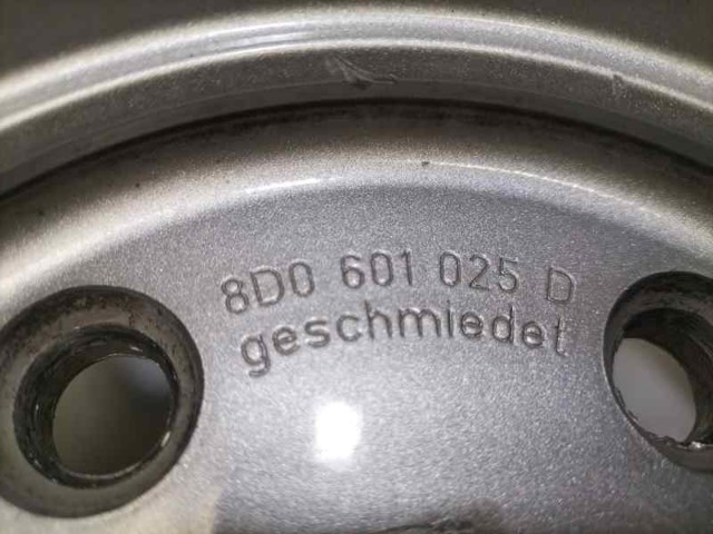 VAG 8D0601025D Диски колесные литые (легкосплавные, титановые) в наличии Черкассы
