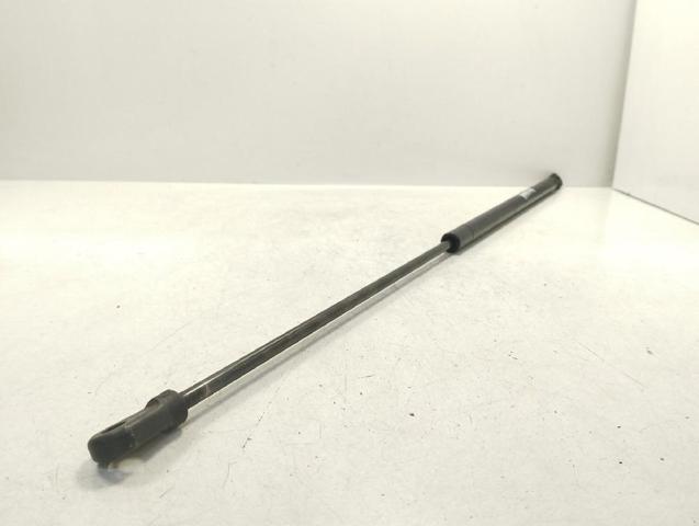 8D0823359 VAG Амортизатор капота купить в Чернигов