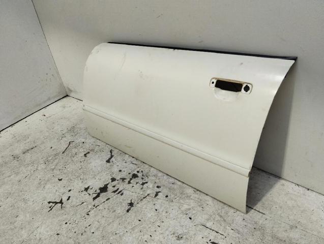 VAG 8D0831051A Дверь передняя левая в наличии Киев