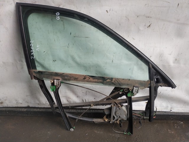 VAG 8D0837754C Дверь передняя правая в наличии Николаев
