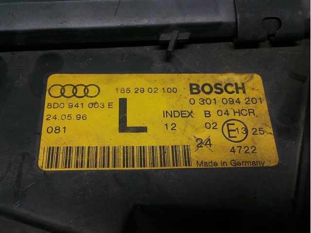 Farol esquerdo para Audi A4 1.8 ADR 8D0941003E
