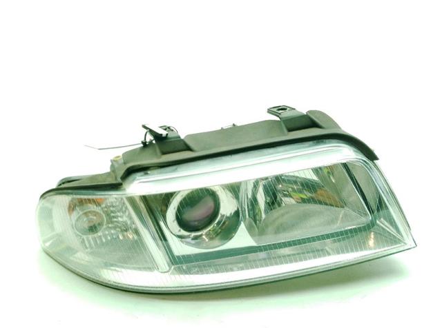 VAG 8D0941030AK Правая фара в наличии Ровно