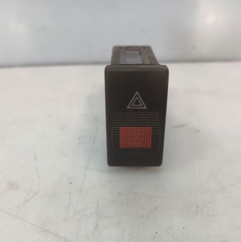 VAG 8D0941509 Кнопка аварийки в наличии Житомир