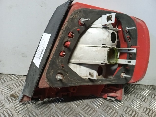 VAG 8D0945111D Фонарь задний левый в наличии Днепр