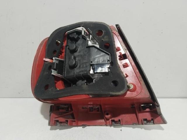 VAG 8D0945112D Фонарь задний правый в наличии Харьков