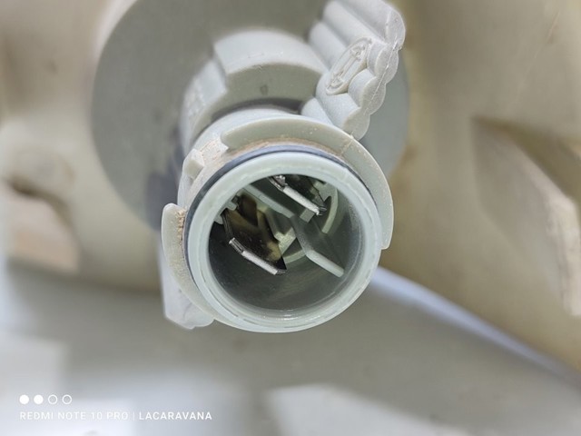 VAG 8D0953050A Указатель поворота правый в наличии Ужгород