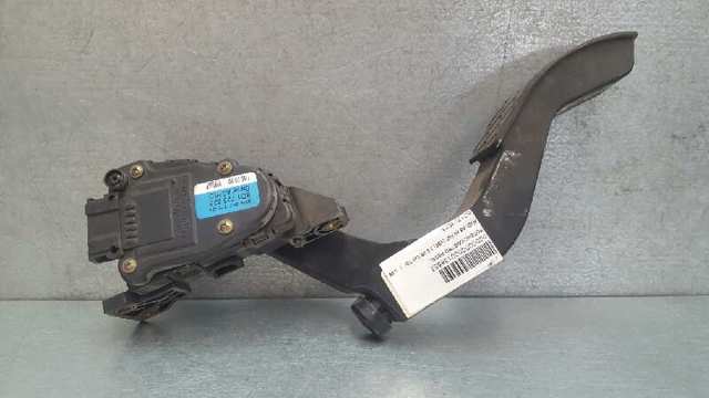 VAG 8D1723523 Педаль газа в наличии Украина