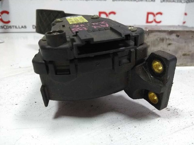 VAG 8D1723523A Педаль газа (акселератора) в наличии Чернигов