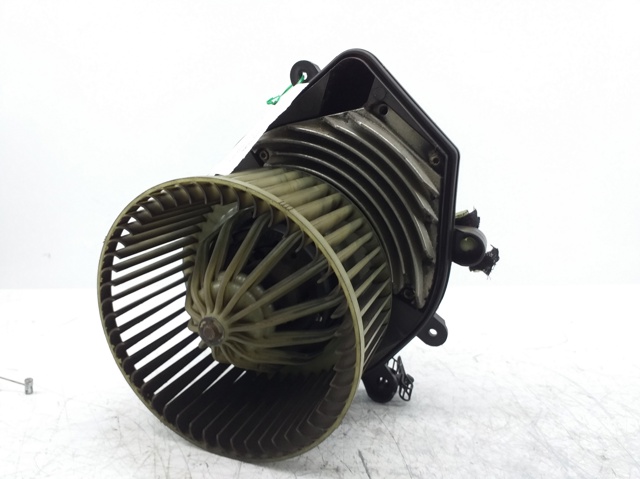 Motor do ventilador 8D1820021