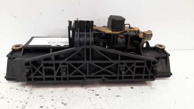 Fecho de tampa de porta-malas (de 3ª/5ª porta traseira) Audi A3 8L1