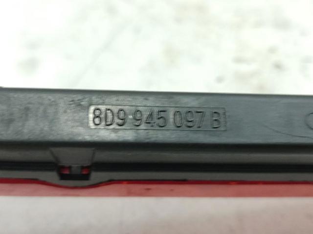 Sinal de parada traseiro adicional Audi A6 4A5