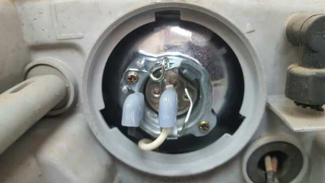 8DGK51040B Фара левая купить Кривой Рог