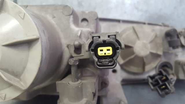 8DGK51040B MAZDA Левая фара купить в Чернигов