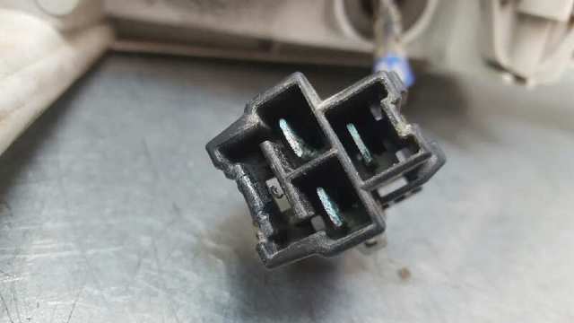 8DGK51040B MAZDA Левая фара купить в Кривой Рог