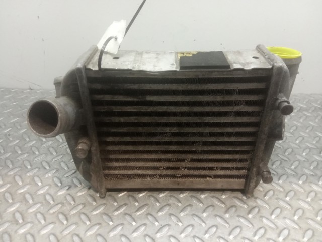 Radiador de intercooler 8E0145805Q VAG