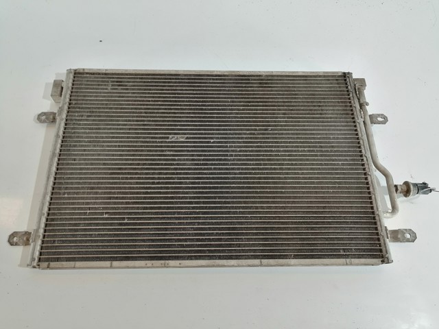 Condensador / radiador de ar condicionado para audi a4 2.5 tdi bcz 8E0260401D