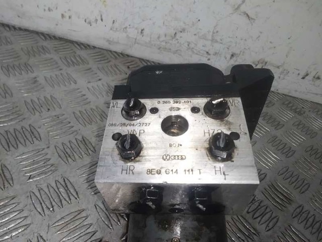 Unidade hidráulico de controlo ABS Audi A4 8E2