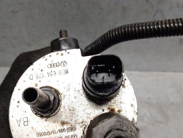 8E0614175D VAG/Audi
