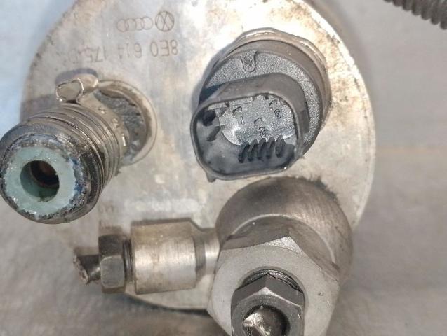 8E0614175D VAG/Audi